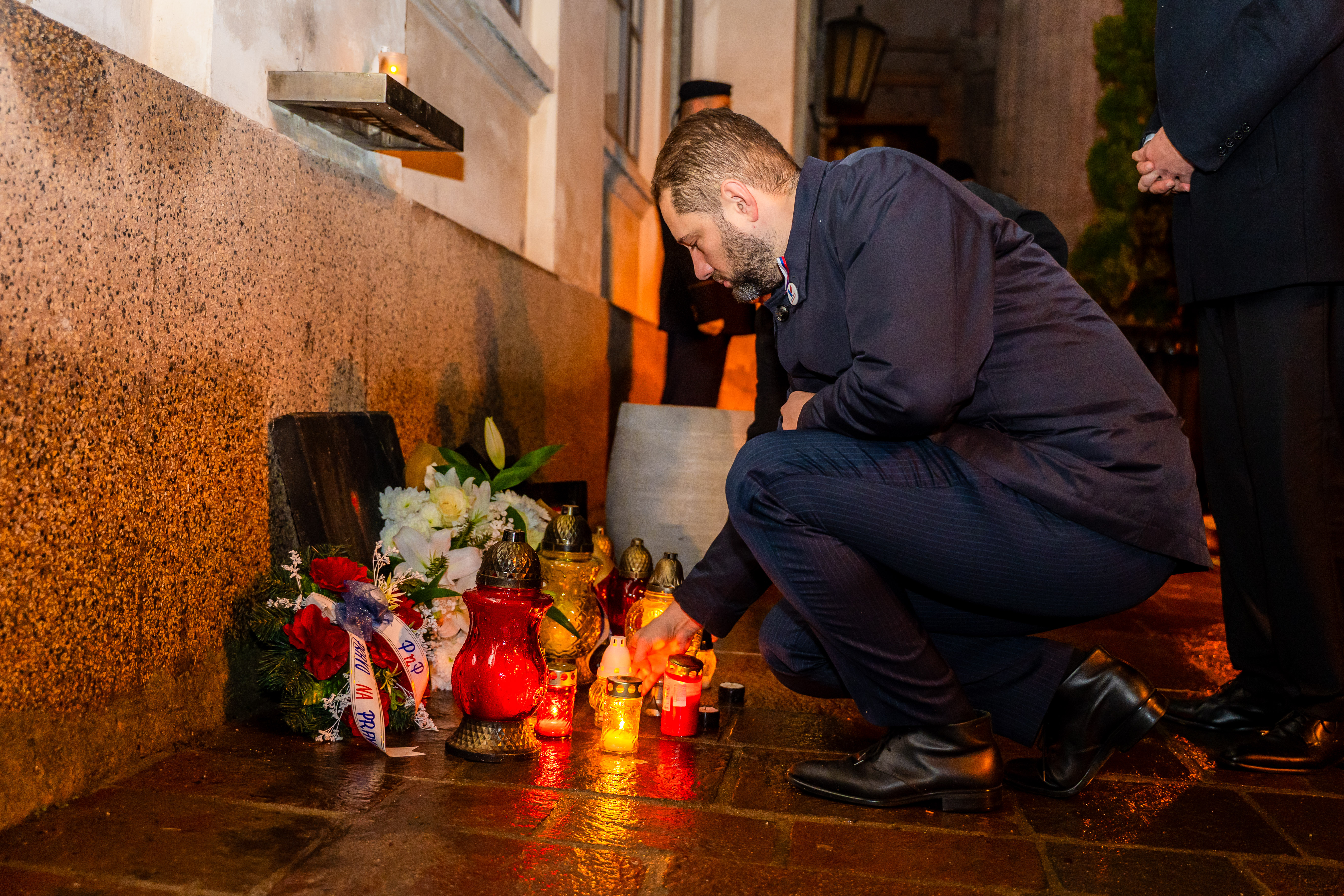 Pietna spomienka - Den boja za slobodu a demokraciu-11